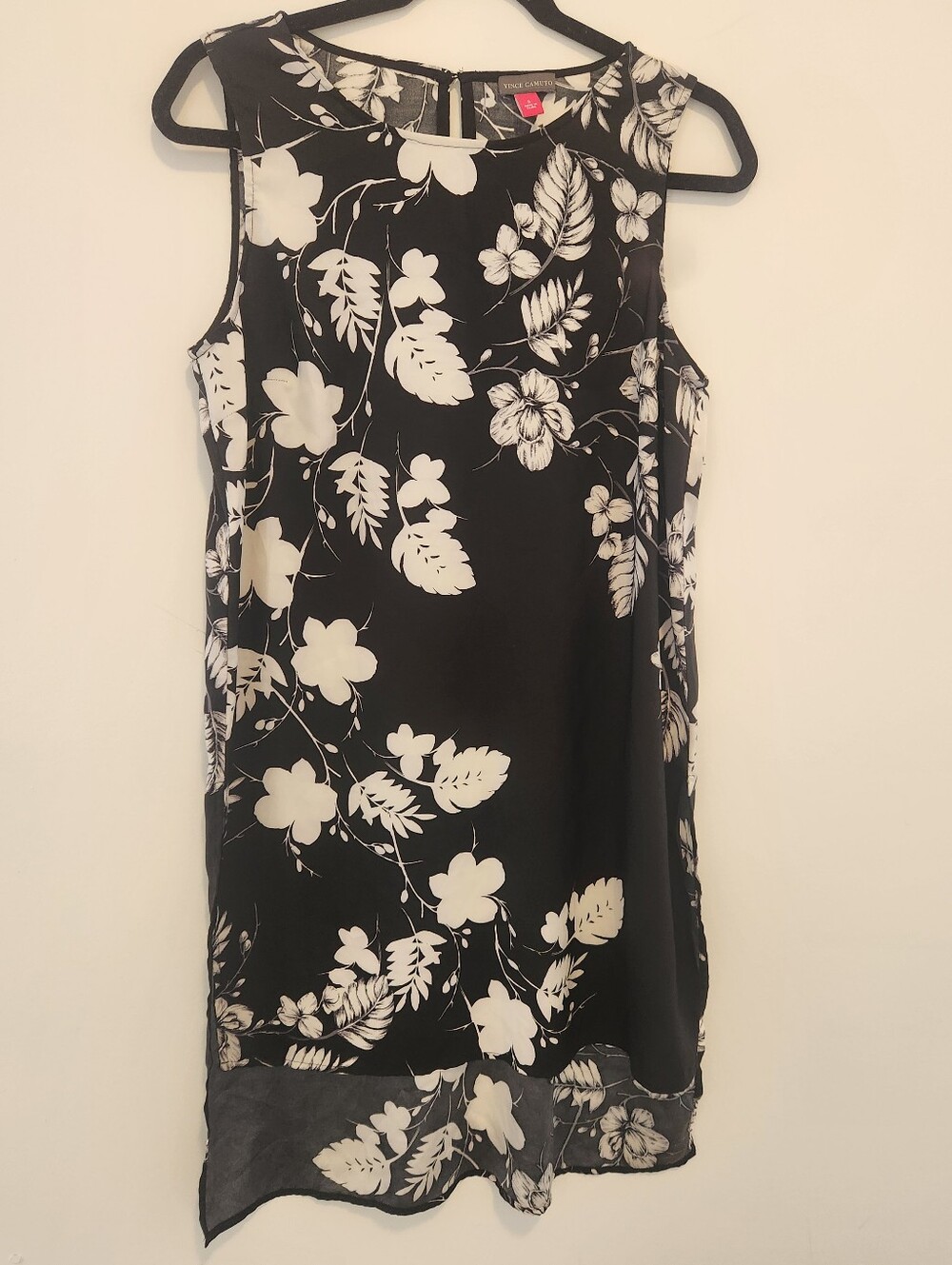 Vince Camuto Black and White Floral Sleeveless Tunic